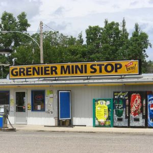 Notre-Dame-de-Lourdes-Grenier-mini-stop